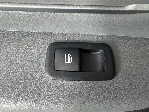 Used 2020 RAM 1500 Big Horn AWD/4WD image 36