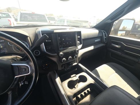Used 2024 RAM 2500 Big Horn w/ Off Road Package AWD/4WD image 15