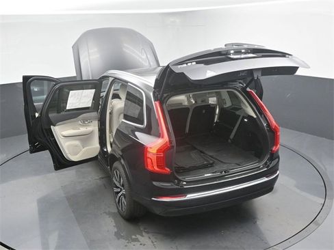 Used 2023 Volvo XC90 B6 Plus w/ Protection Package Premier image 49