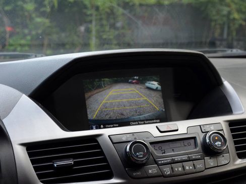 Used 2015 Honda Odyssey Touring image 24