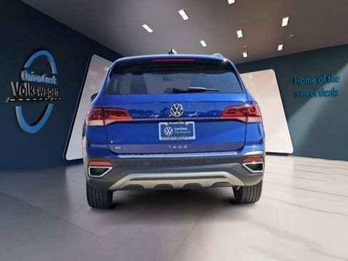 Used 2024 Volkswagen Taos SE image 6