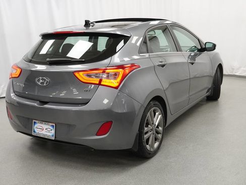 Used 2016 Hyundai Elantra GT w/ Option Group 03 FWD image 2