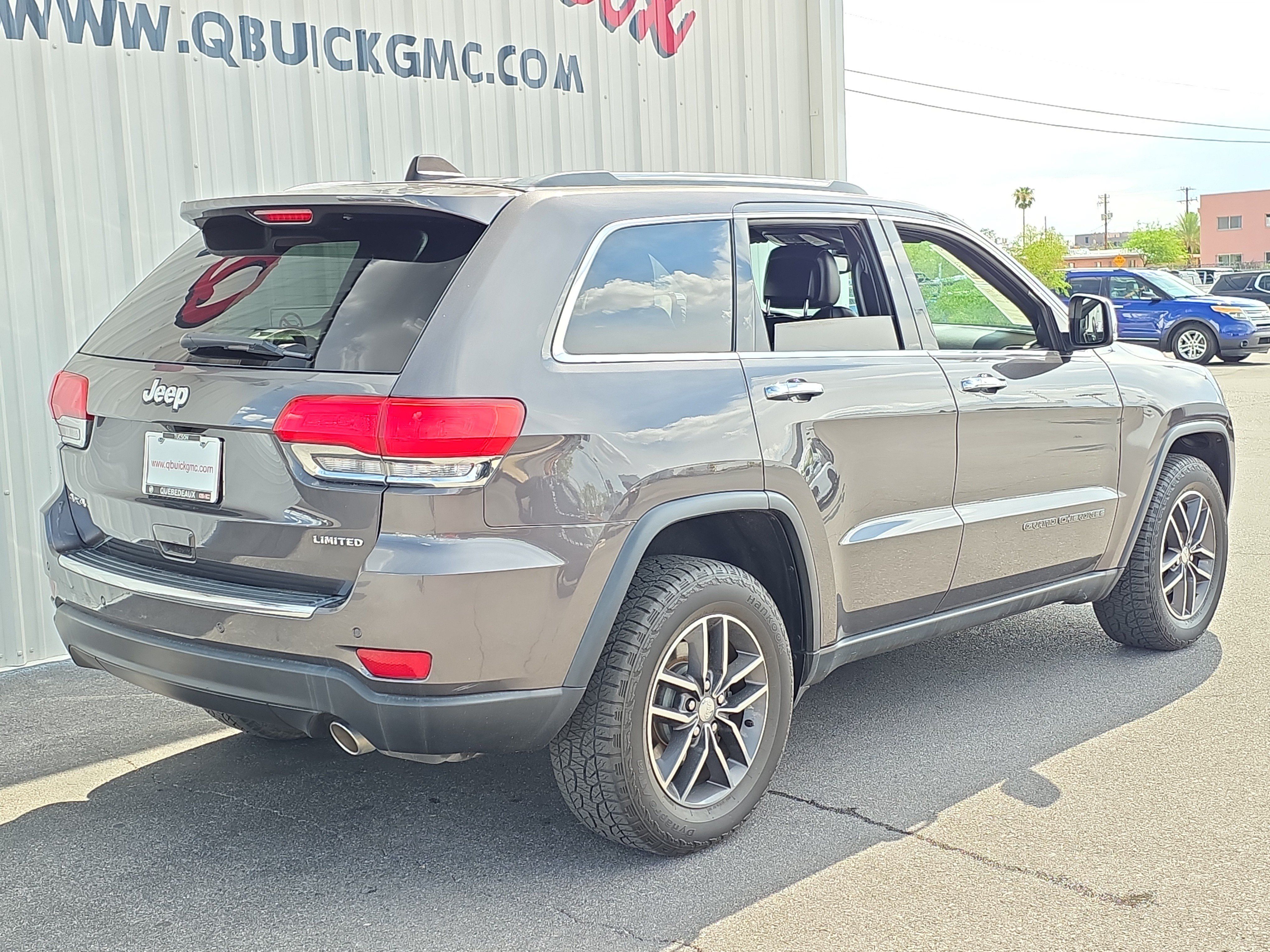 Used 2017 Jeep Grand Cherokee Limited AWD/4WD image 7