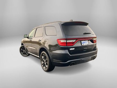 Used 2024 Dodge Durango GT image 2