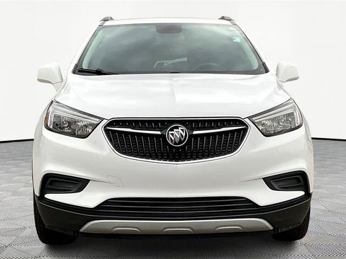 Used 2020 Buick Encore Preferred image 3