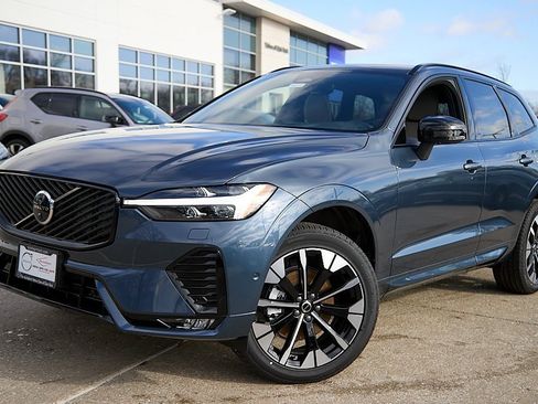 New 2026 Volvo XC60 B5 Plus w/ Protection Package Premier image 2