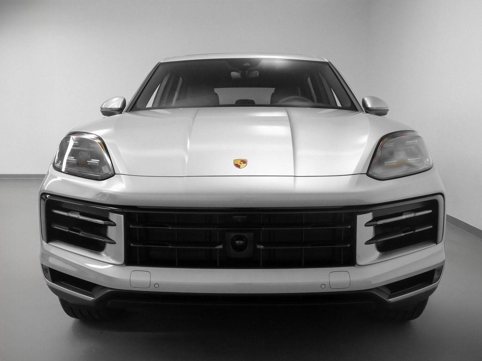 Certified 2025 Porsche Cayenne AWD/4WD image 8