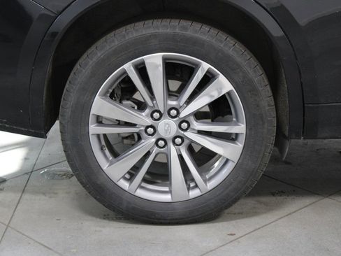 Used 2024 Cadillac XT6 Premium Luxury image 12