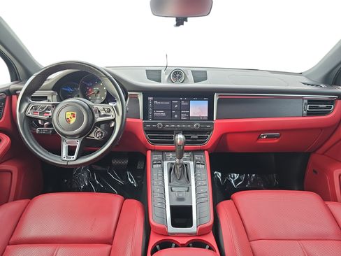 Used 2021 Porsche Macan GTS AWD/4WD image 9