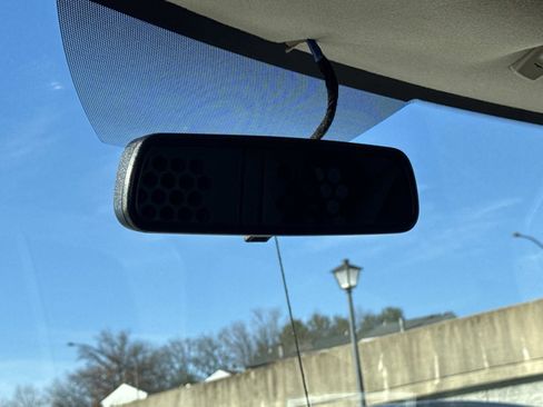 Used 2024 GMC Savana 2500 w/ Driver Convenience Package image 3