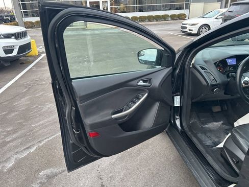 Used 2012 Ford Focus SEL image 13