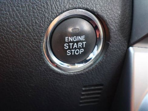 Used 2017 Toyota 4Runner Limited AWD/4WD image 16