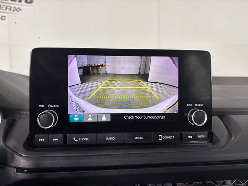 Used 2025 Honda Accord LX image 15