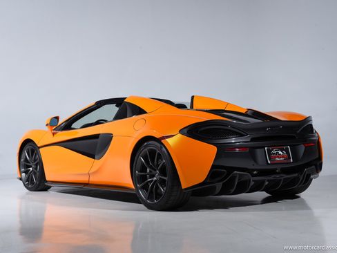 Used 2020 McLaren 570S Spider image 6