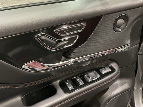 Used 2025 Lincoln Corsair Grand Touring w/ Equipment Group 302A image 7