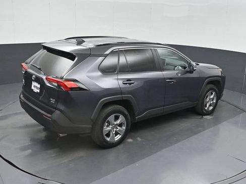 Used 2025 Toyota RAV4 XLE AWD/4WD image 38