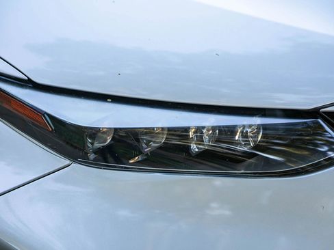 Used 2018 Toyota Mirai FWD image 10