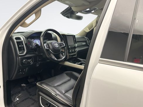 Used 2021 RAM 1500 Laramie AWD/4WD image 10