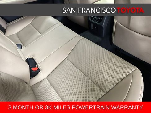 Used 2016 Lexus GS 200t image 19