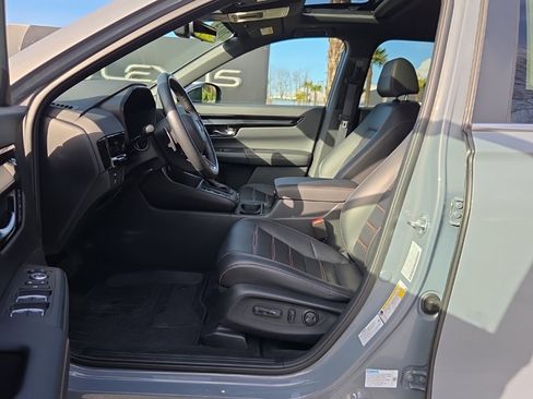 Used 2024 Honda CR-V Sport Touring image 4