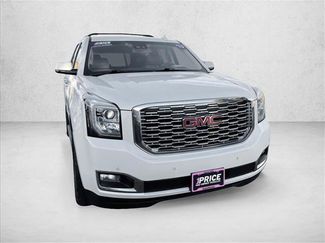Used 2019 GMC Yukon Denali video 3