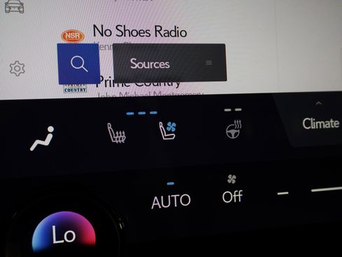 Used 2026 Lexus GX 550 w/ Accessory Package (2T) image 29