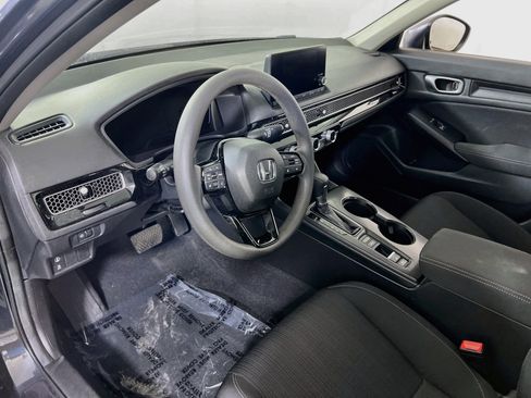 Used 2023 Honda Civic LX image 9