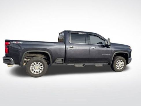 Used 2024 Chevrolet Silverado 2500 LTZ image 6
