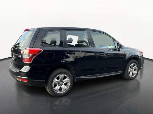 Used 2014 Subaru Forester 2.5i AWD/4WD image 3