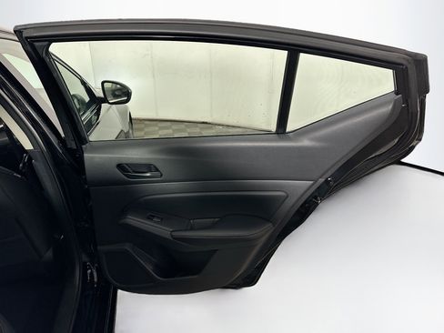 Used 2025 Nissan Altima 2.5 SV image 28