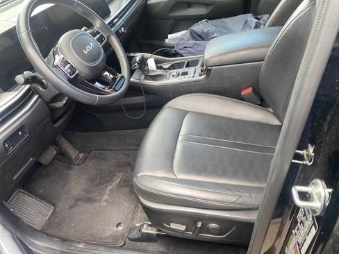 Certified 2024 Kia Sorento S image 10