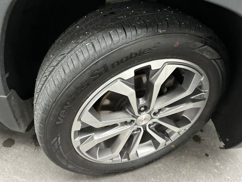 Used 2019 GMC Terrain SLT w/ Preferred Package image 12