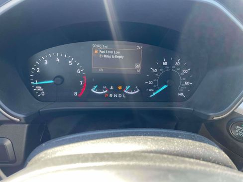 Used 2020 Ford Escape SE FWD image 9
