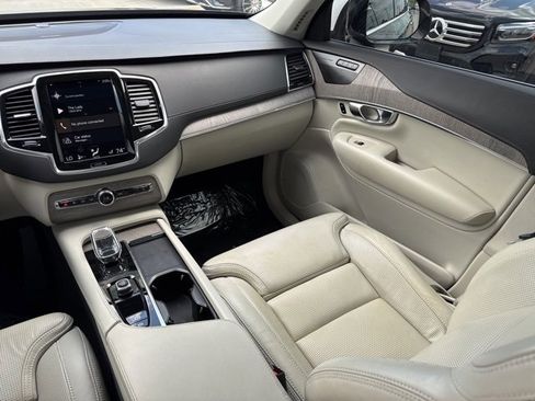 Used 2022 Volvo XC90 T8 Inscription w/ Advanced Package image 15