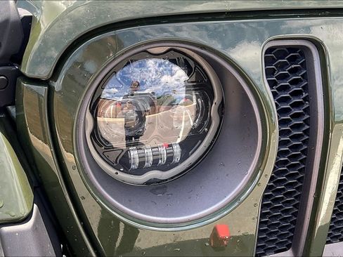 Used 2021 Jeep Wrangler Unlimited Sport AWD/4WD image 30