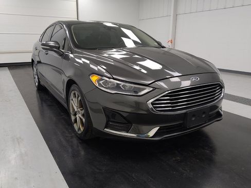 Used 2020 Ford Fusion SEL FWD image 14