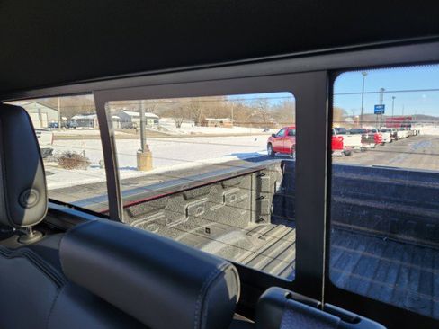 Used 2021 Chevrolet Silverado 2500 High Country image 25