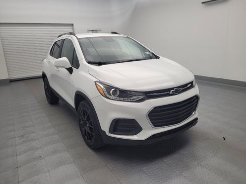 Used 2022 Chevrolet Trax LT w/ Sport Edition AWD/4WD image 13