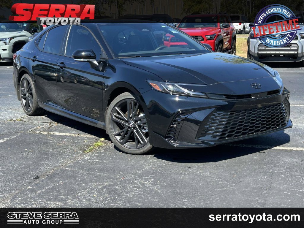New 2026 Toyota Camry Hybrid FWD image 1