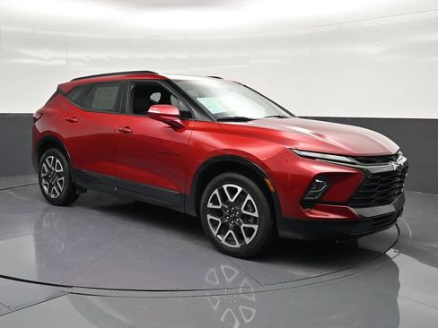 Used 2024 Chevrolet Blazer RS FWD image 5