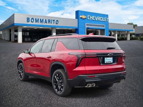 New 2026 Chevrolet Traverse LT w/ Midnight/Sport Edition AWD/4WD image 3