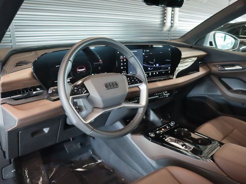 Certified 2025 Audi Q6 e-tron Premium w/ Convenience Package image 18