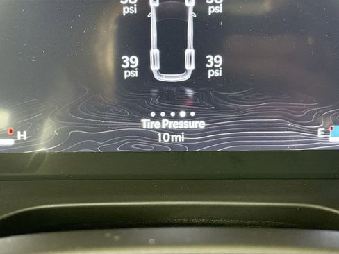 New 2025 Jeep Grand Cherokee L Overland w/ Luxury Tech Group IV image 12