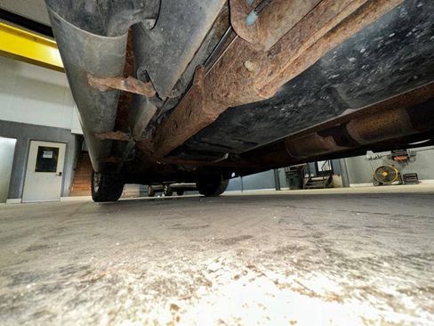 Used 2007 Chevrolet Suburban LT w/ LT Preferred Equipment Group AWD/4WD image 12