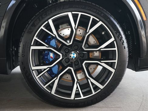 Used 2022 BMW X5 M w/ Executive Package AWD/4WD image 25