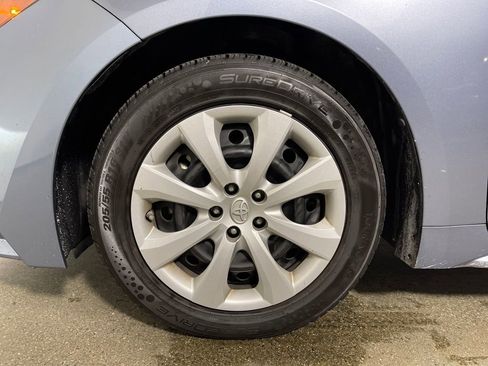 Certified 2022 Toyota Corolla LE image 11