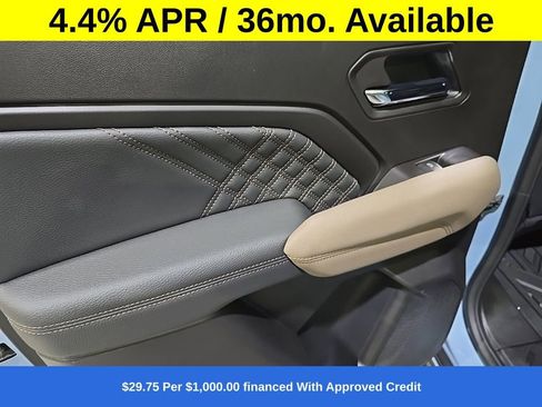 New 2026 GMC Canyon Denali image 13