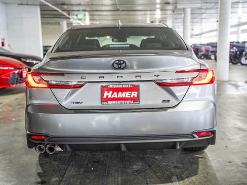 New 2026 Toyota Camry SE image 10