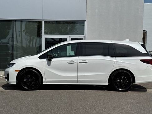 Used 2025 Honda Odyssey Sport-L image 8