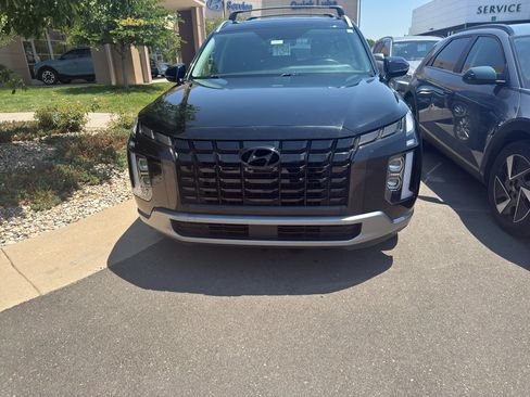 Used 2024 Hyundai Palisade SEL AWD/4WD image 3